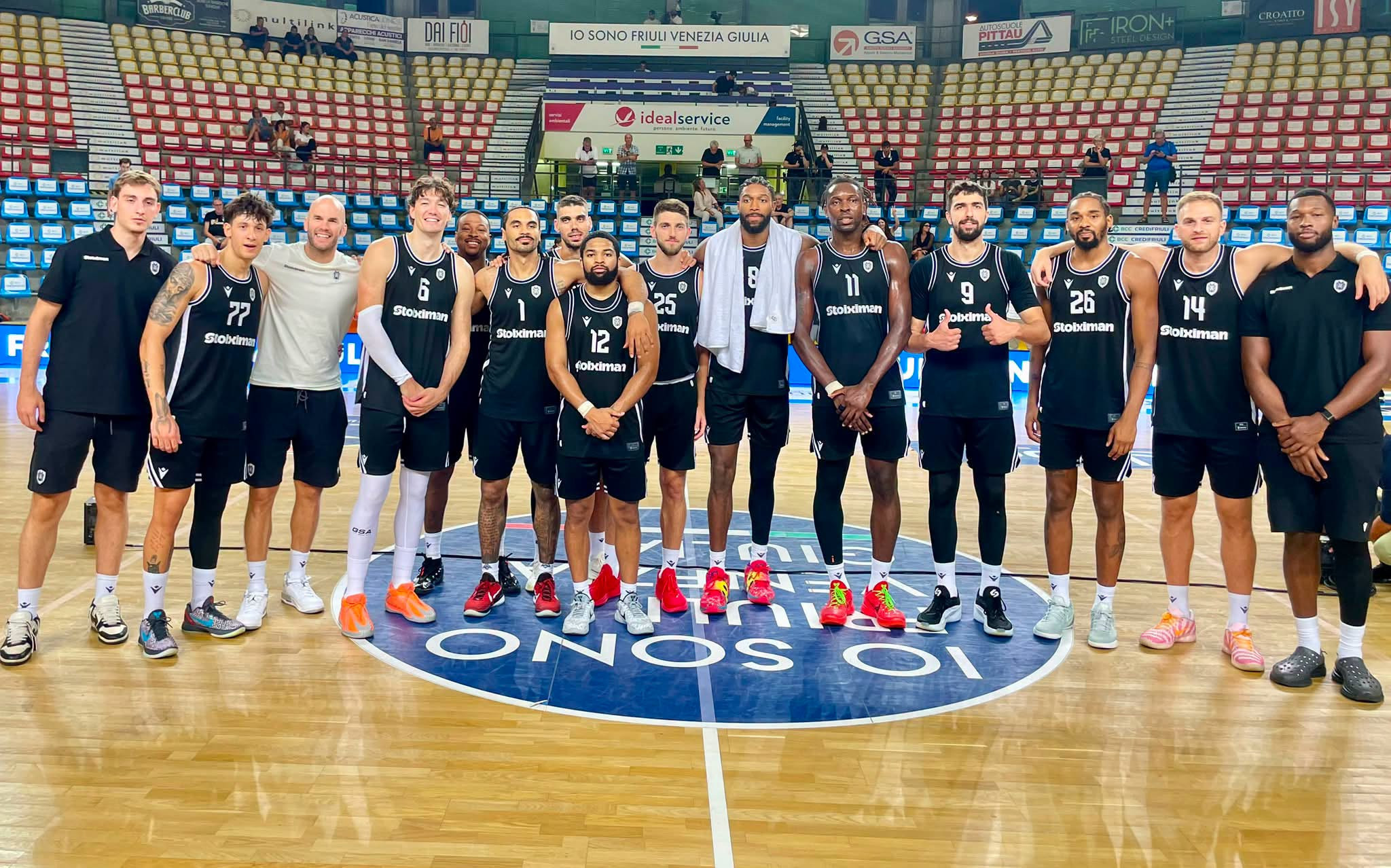 Μέσα σε πειράγματα παρέλαβε το βραβείο του MVP ο Οσμάν – Σήκωσε την κούπα ο Περσίδης (video - photo)