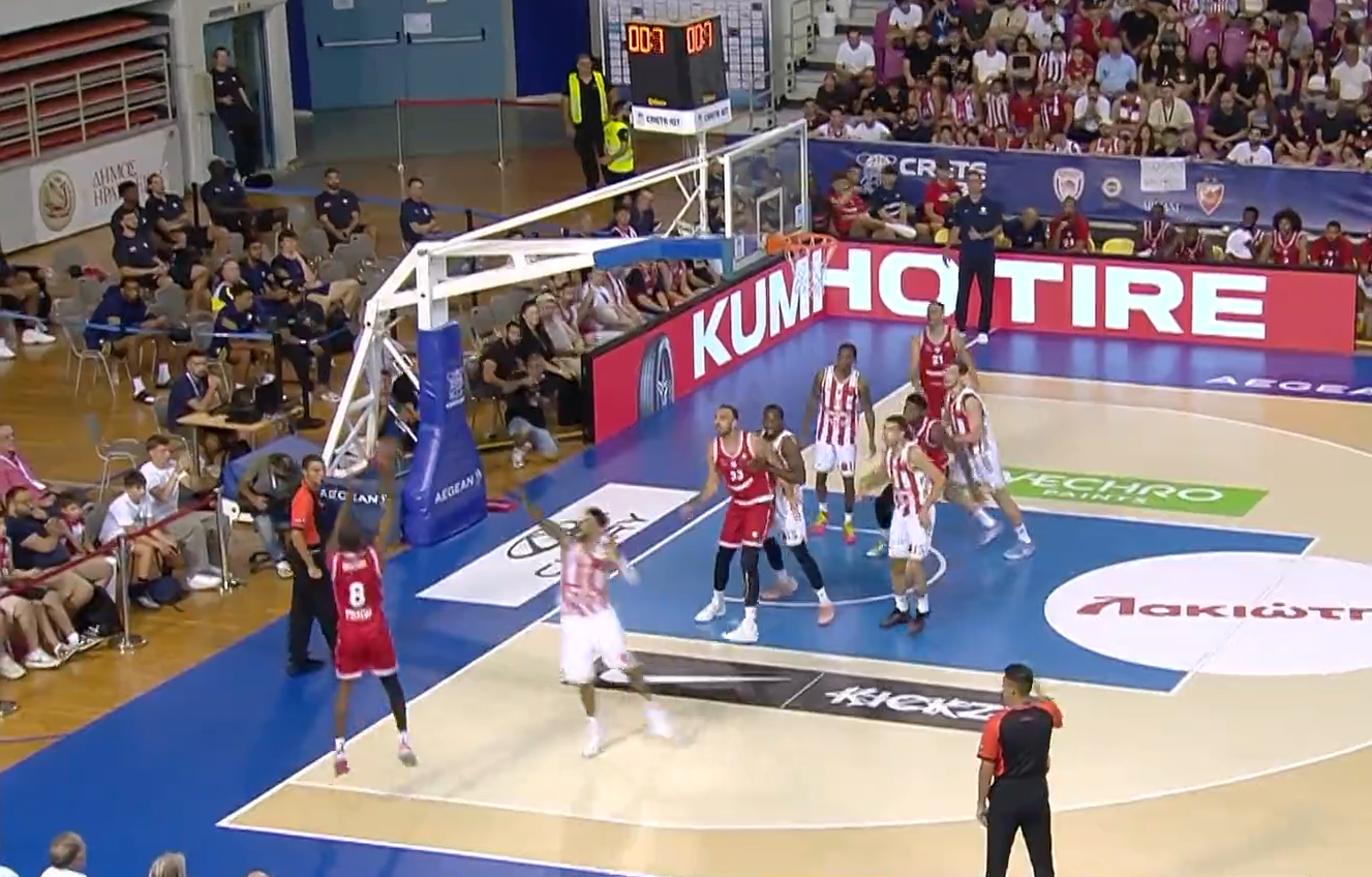 Τρομερός Μοντέρο: Με buzzer beater τρίποντο το πρώτο καλάθι του για τον Ολυμπιακό (video)