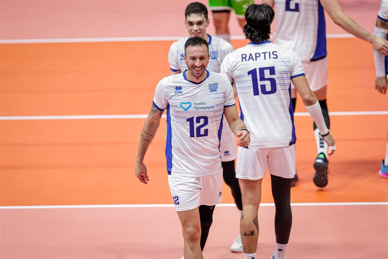 Ο Βουλκίδης το πήρε πάνω του και έκανε το 2-1 στα σετ για την Ελλάδα στο EuroVolley (video)