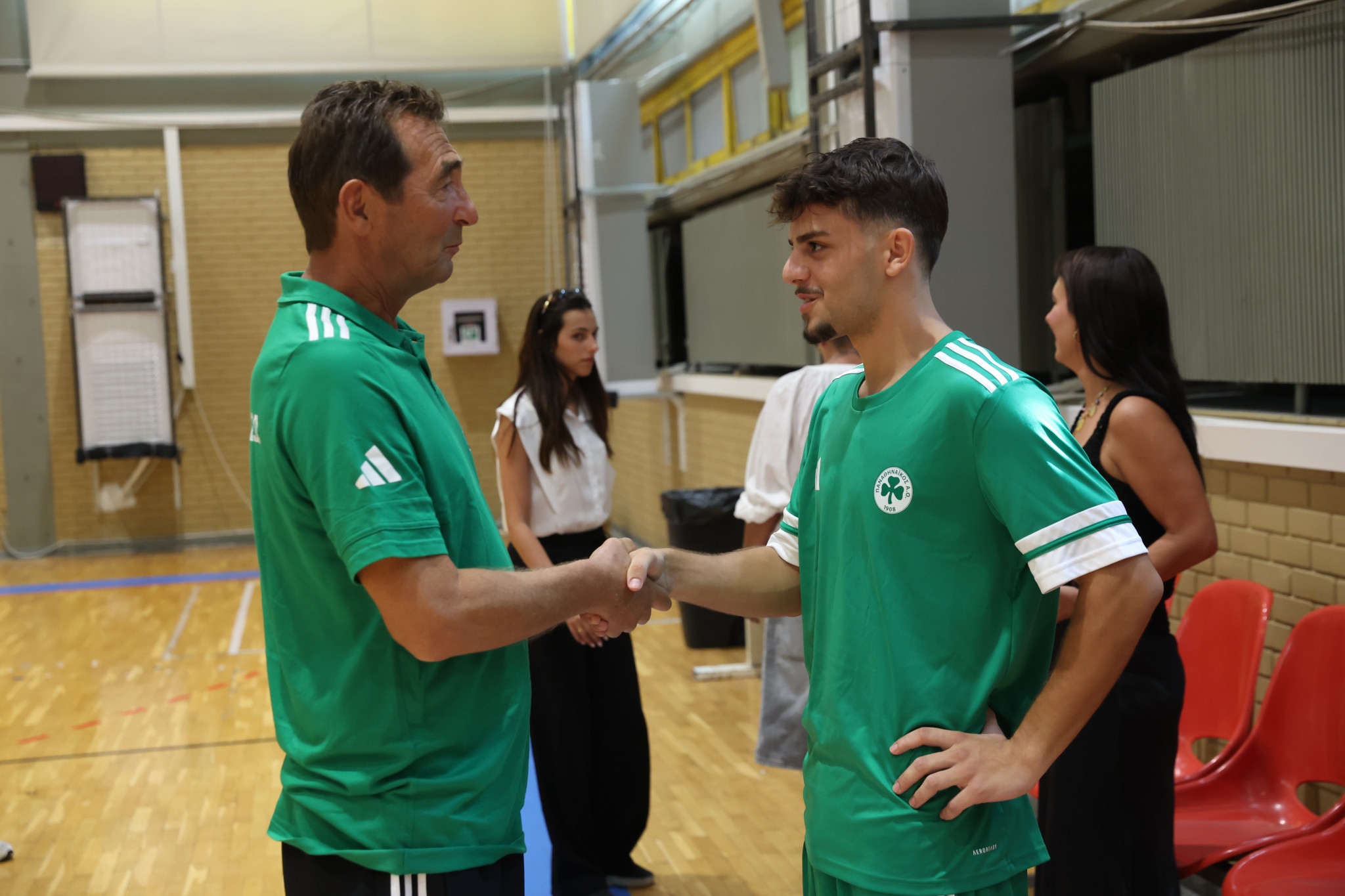 Γκρίλλας στο Athletiko: «Στόχος η κατάκτηση των τίτλων, ο Παναθηναϊκός δεν είναι για κάτι λιγότερο»