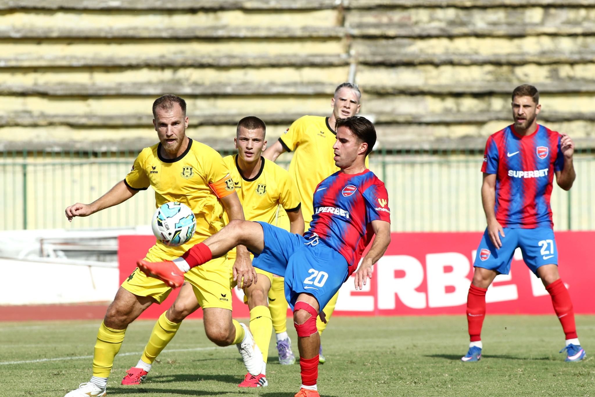 Η βαθμολογία της Superbet League 2 - Ελλάς Σύρου και Πανιώνιος στην κορυφή