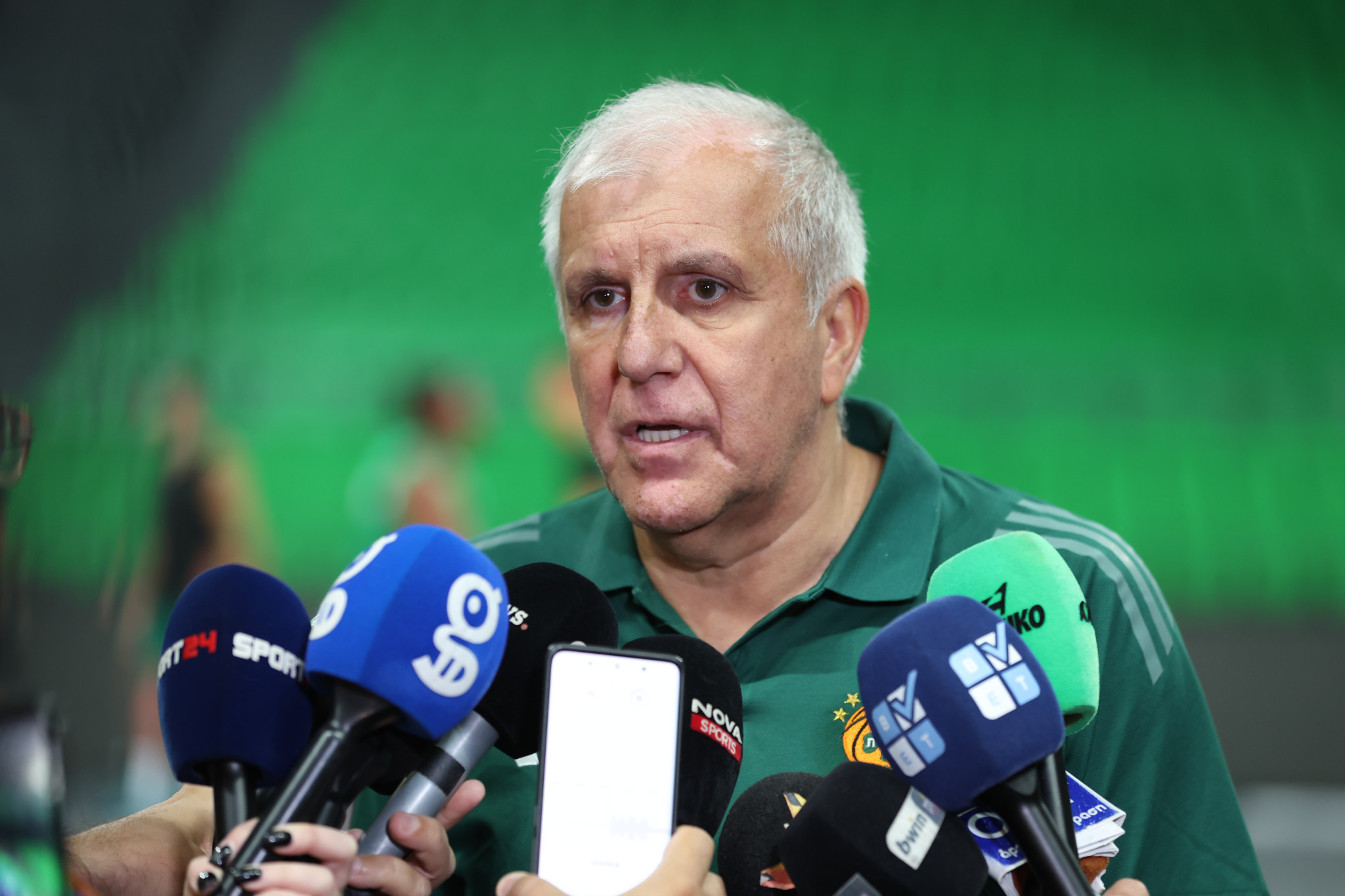 Ομπράντοβιτς: «Ρογκαβόπουλος και Μωραΐτης θα είναι έτοιμοι για την Παρί»