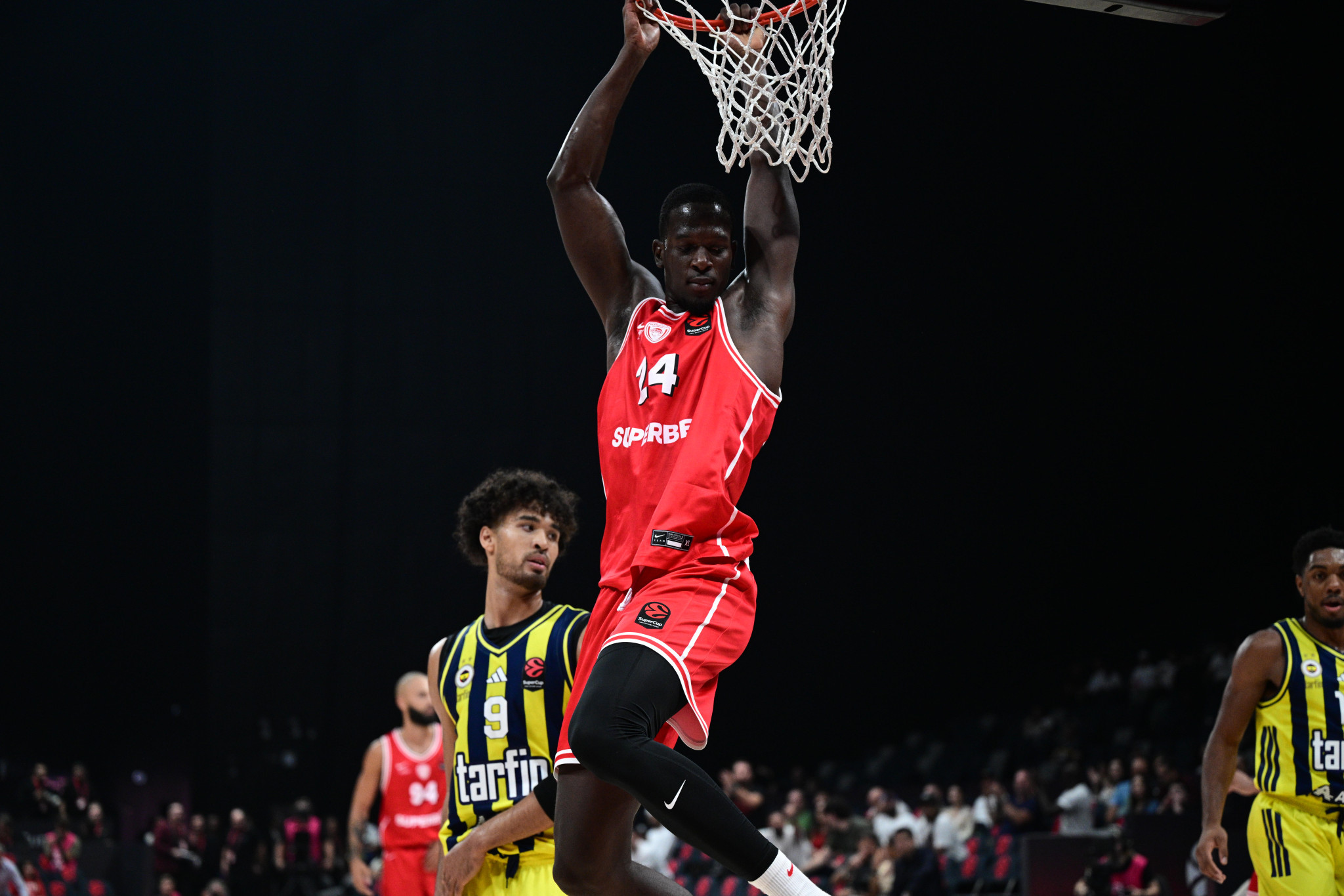 «Air Senegal»: Το φοβερό putback κάρφωμα του Εντιάι κόντρα στην Φενέρμπαχτσε (video)