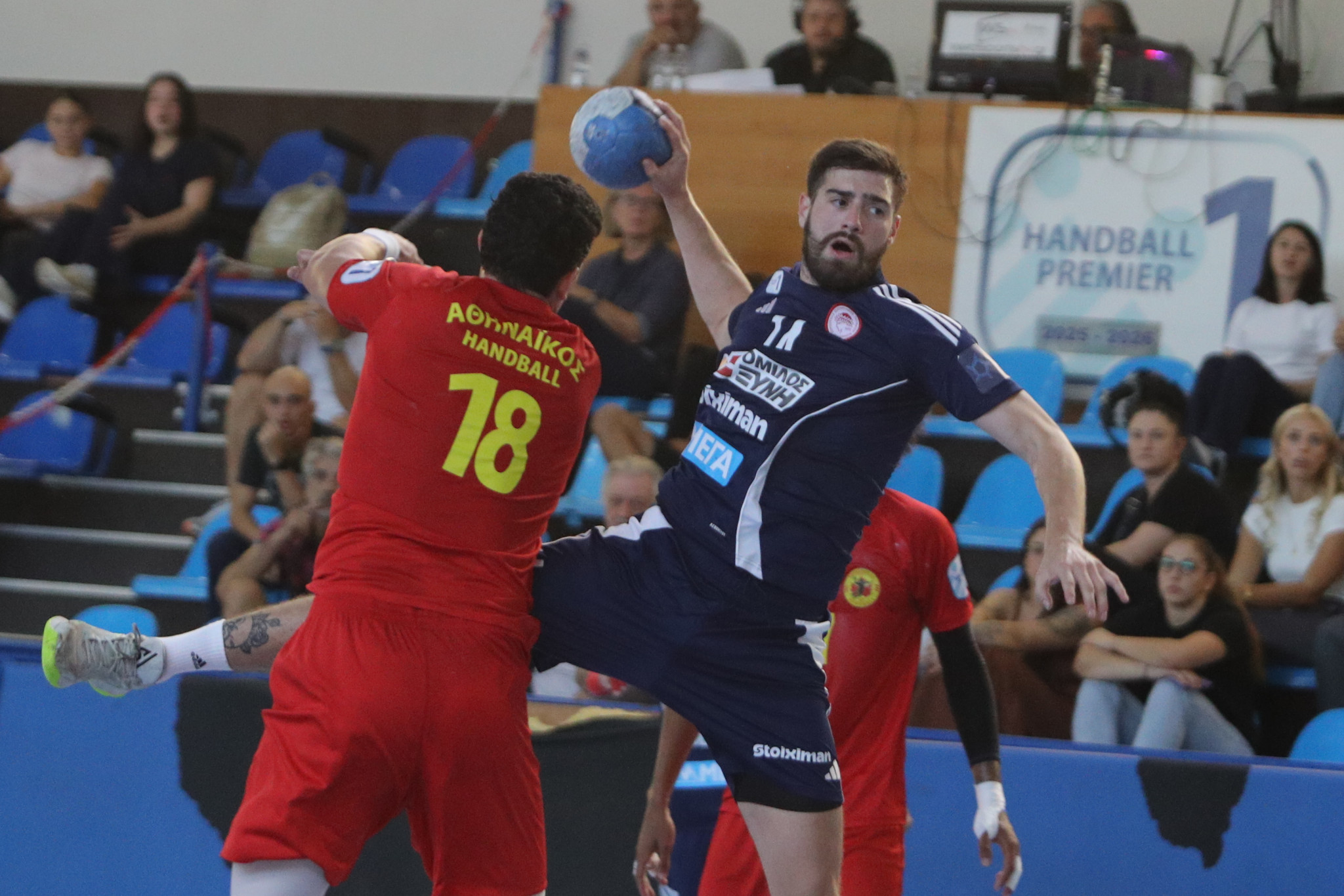 Ο Ολυμπιακός ξεκίνησε τη σεζόν στη Handball Premier με εμφατική νίκη - Ξεχώρισε ο Ενταουί