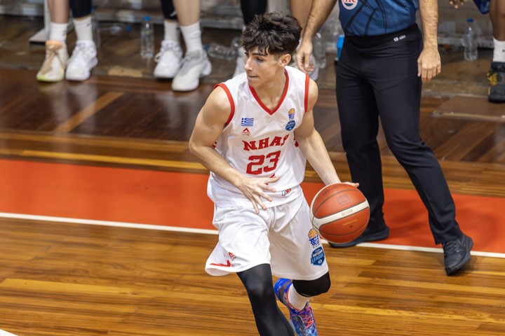 Ο «58άρης» Πασχάκης μιλά στο Athletiko: «Το "Mamba Mentality" και το πρόβλημα του ελληνικού μπάσκετ»
