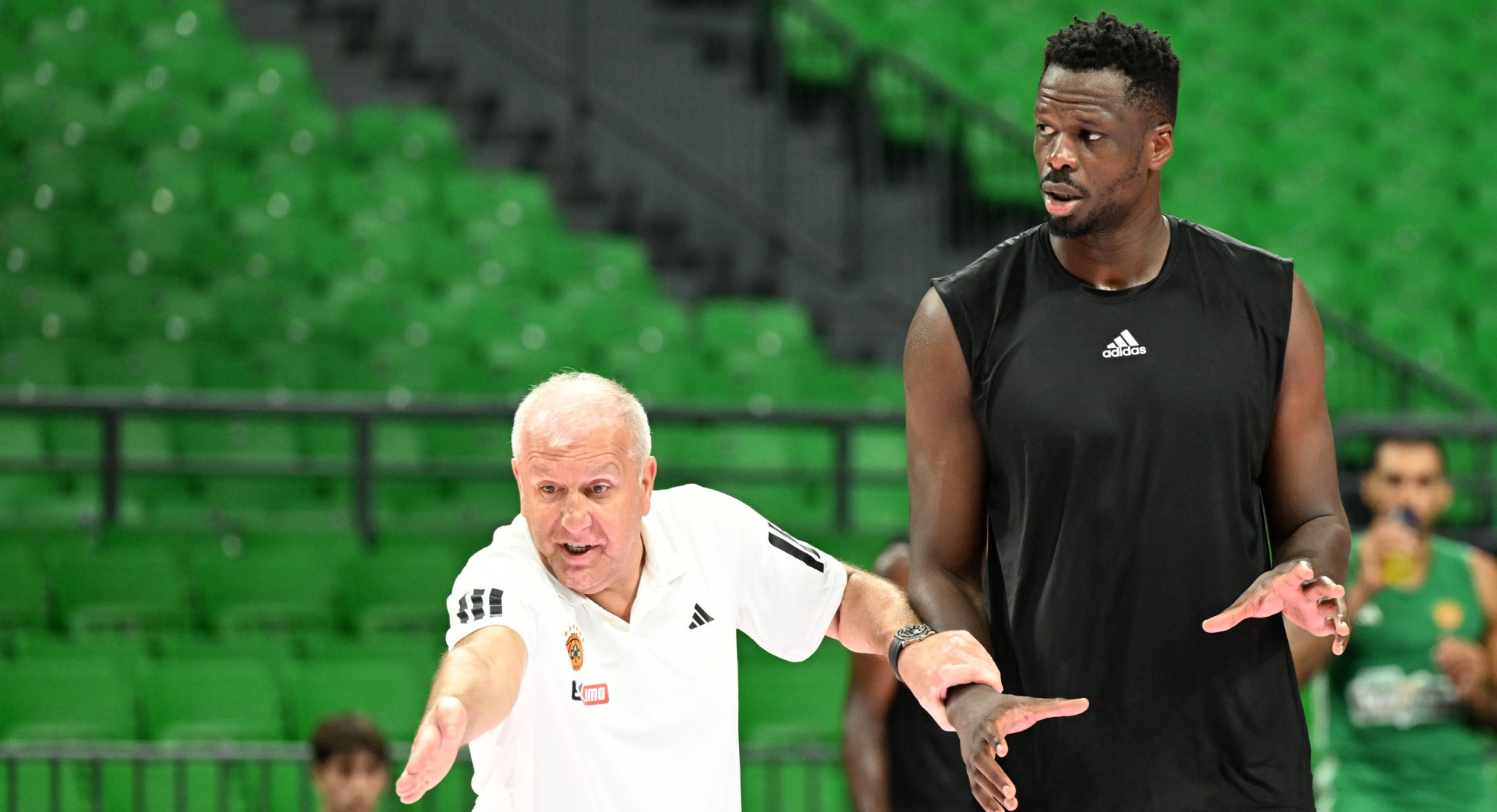 Πανέτοιμος ο Φαλ για την Φενέρμπαχτσε - To video του Athletiko
