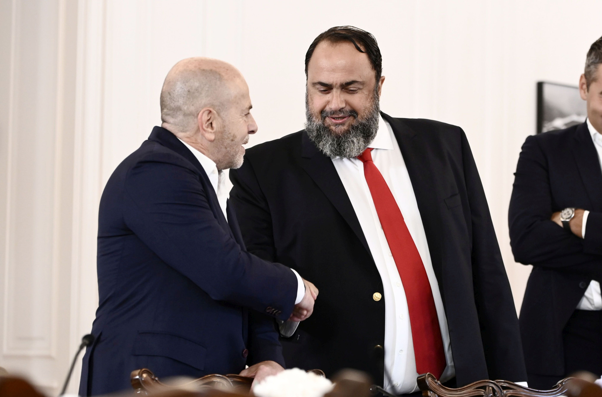 Στο τραπέζι η μελέτη της κεντρικής διαχείρισης των τηλεοπτικών δικαιωμάτων της Stoiximan Super League