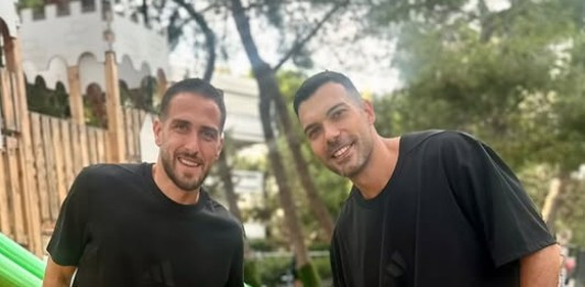 Συνάντηση Φορτούνη και Σλούκα - Η κοινή φωτογραφία με τον γιο του Γιάννη Βαρδή