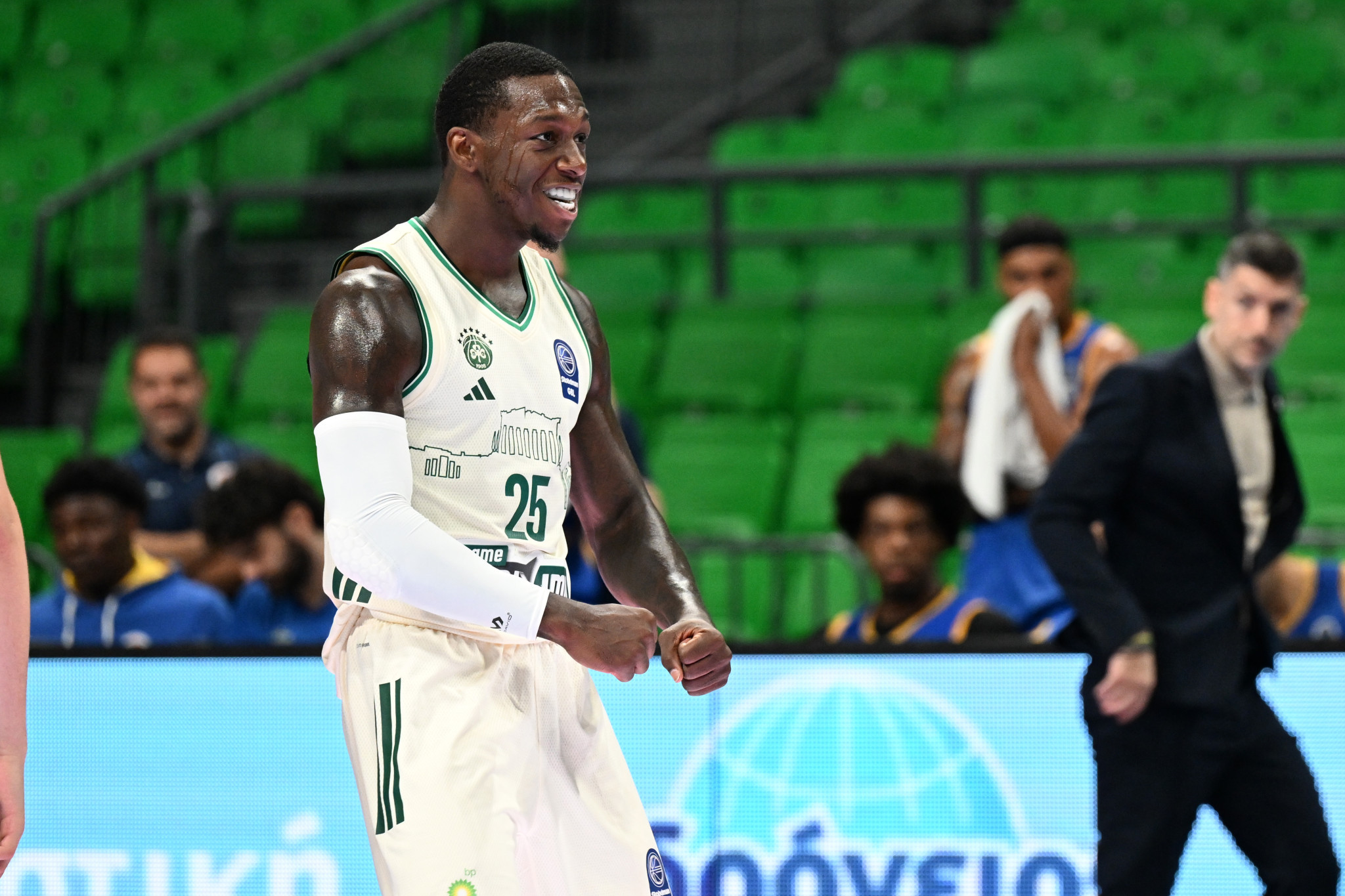 Ντεμπούτο στη φετινή EuroLeague ο Ναν, εκτός ο Σλούκας για τον Παναθηναϊκό κόντρα στη Μπασκόνια