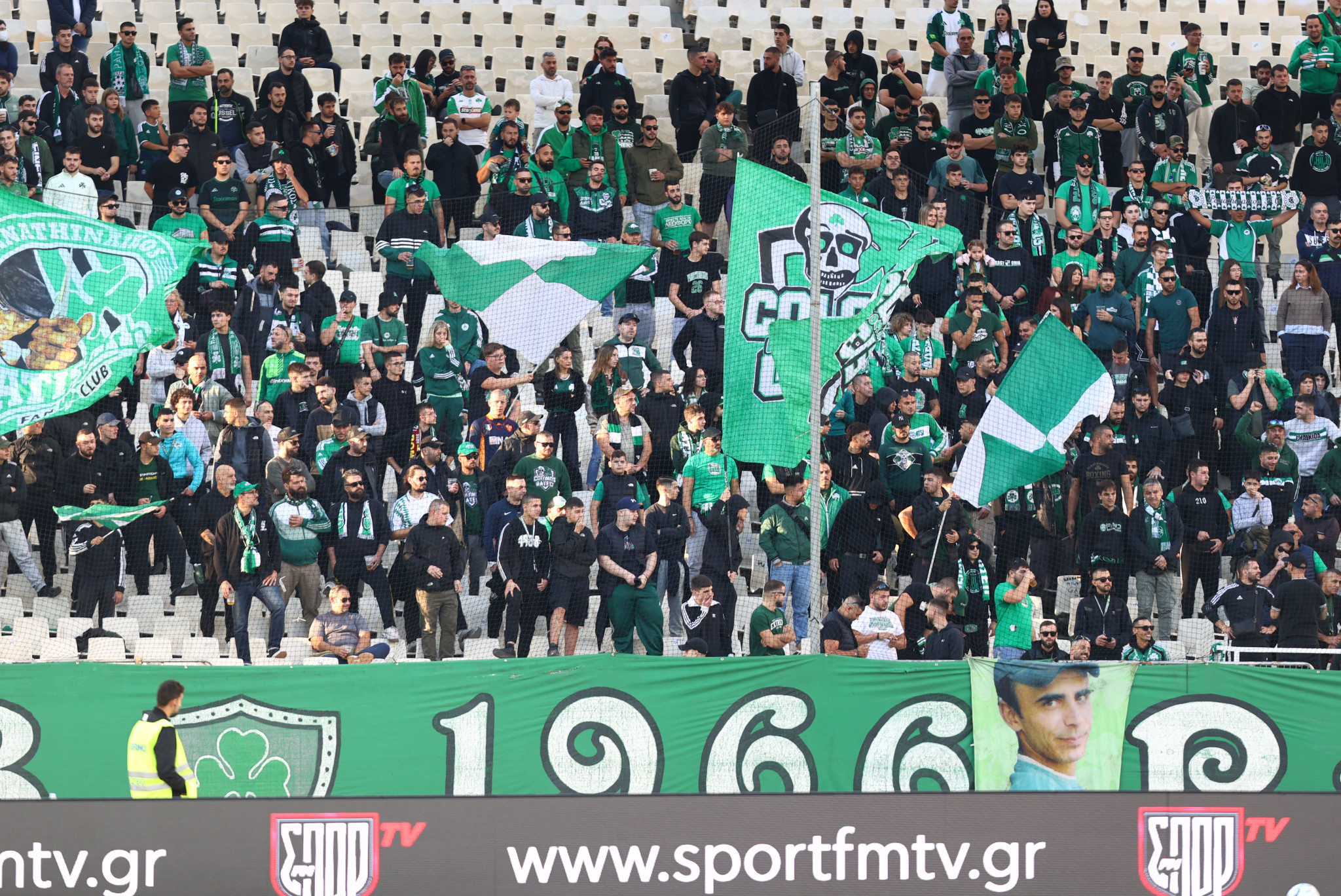 Πρόσκληση για το ευρωπαϊκό ματς του πόλο σε όσους φίλους του Παναθηναϊκού πάρουν εισιτήρια για τον Αρη
