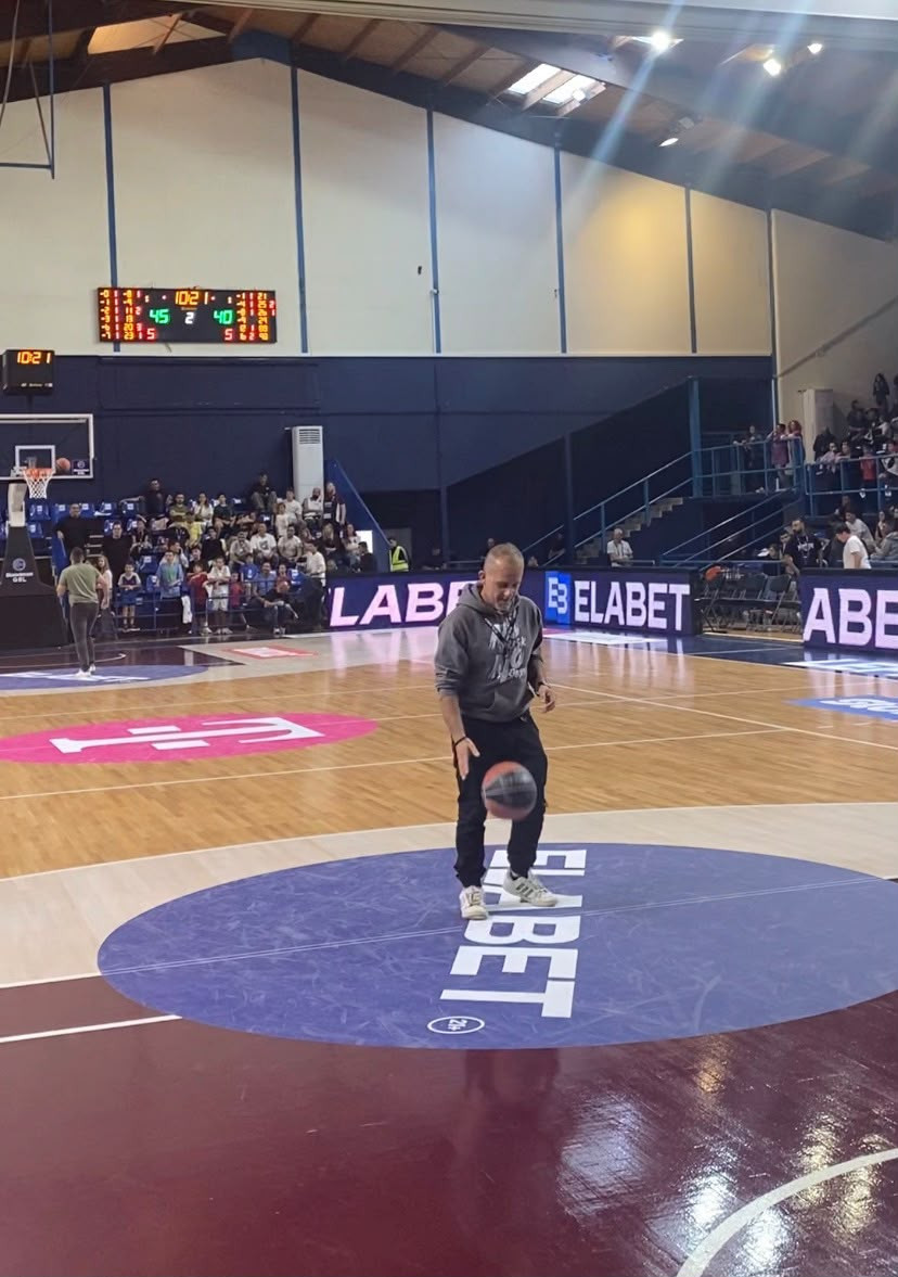 Show ELABET στο ημίχρονο του αγώνα Δόξα Λευκάδας ELABET - Προμηθέας