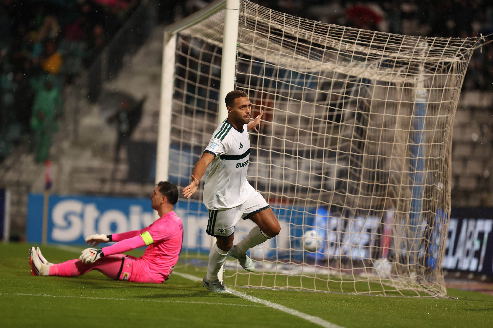 Βόλος Elabet - Παναθηναϊκός 0-1: Το «σεντερφορίσιο» γκολ του Ντέσερς και τα highlights του ματς