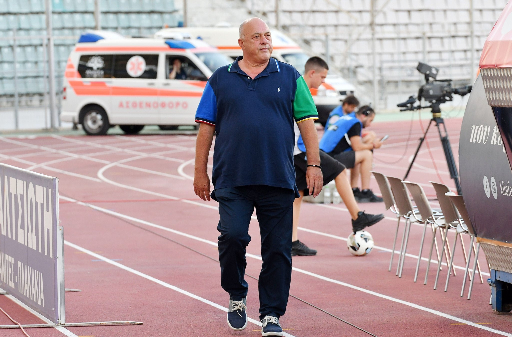 Μπέος για το επεισόδιο με Τεττέη: «Ήταν στημένο, δεν είμαι ρατσιστής...» (video)