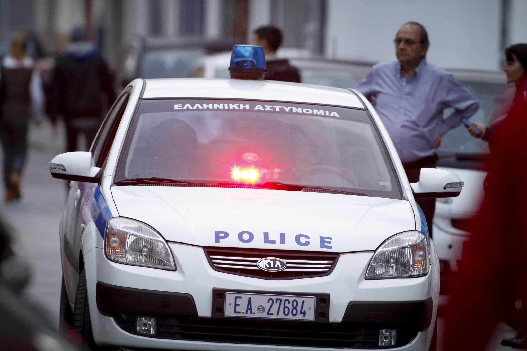 Οργανωμένοι οπαδοί σε κύκλωμα διακίνησης ναρκωτικών - Χειροπέδες σε 12 άτομα από το «ελληνικό FBI»