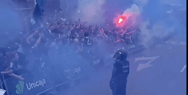 «Πανικός» στο Οβιέδο από χιλιάδες οπαδούς για το ιστορικό ματς με την Μιραντές (video)