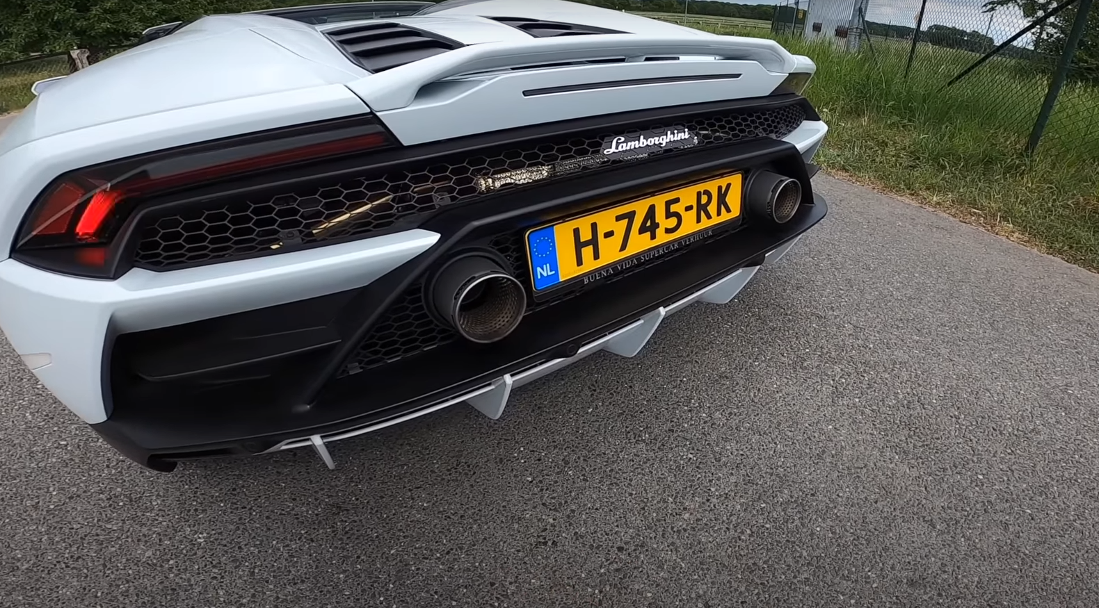 Αυτό είναι το supercar που οδηγούσε ο Ντιόγκο Ζότα τη στιγμή του μοιραίου τροχαίου (video)