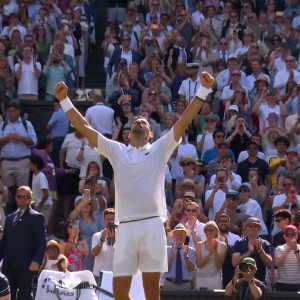 Στους «16» του Wimbledon o Τζόκοβιτς - Ισοφάρισε το ιστορικό ρεκόρ νικών του Φέντερερ